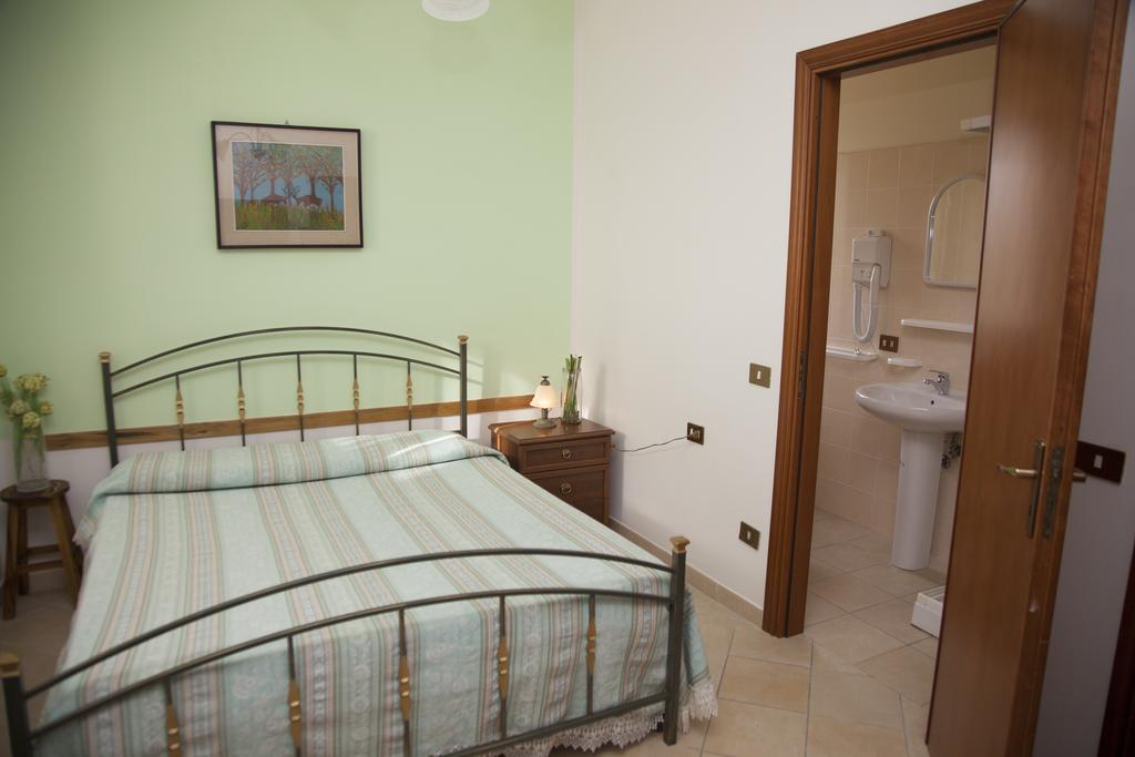 Agriturismo La Vecchia Cascina Di Paolo & Belinda Villa Pietrelcina Eksteriør billede